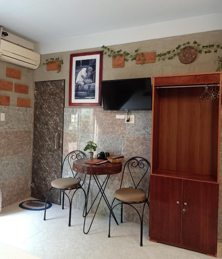 Terra Cotta Homestay Хоян Екстер'єр фото